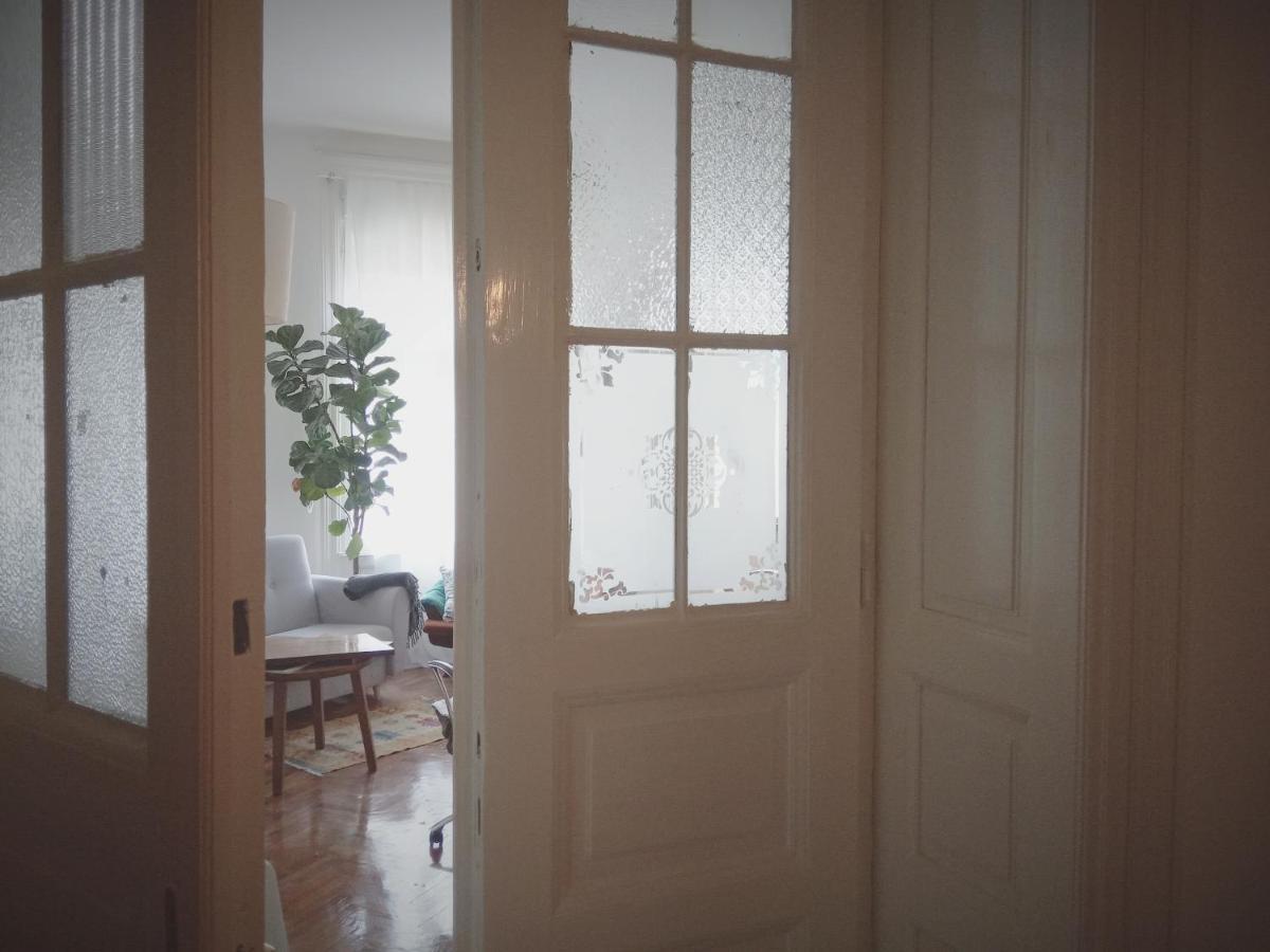 Jolie Apartment In Historical Center Будапеща Екстериор снимка